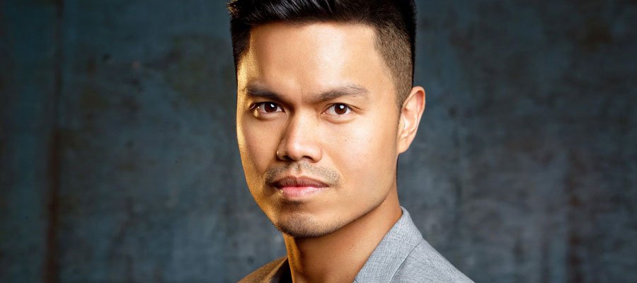 Mark Labella featured on Artenzza magazine cover – Filipino actor, Netflix star of Hello Love Again, award-winning screenwriter and producer in exclusive interview